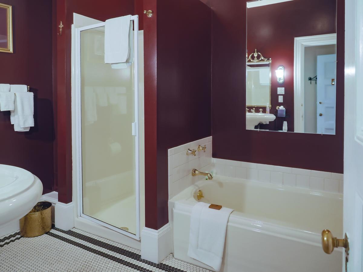 Bed and Breakfast The Gryphon House Бостон Экстерьер фото